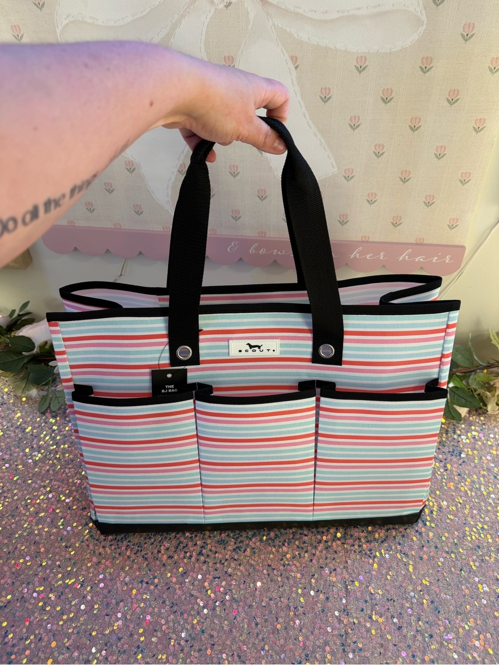 NWT Scout Large Tote Bag in “Popsicle Road" Pattern 🩷🤍🩵 - Picture 8 of 10